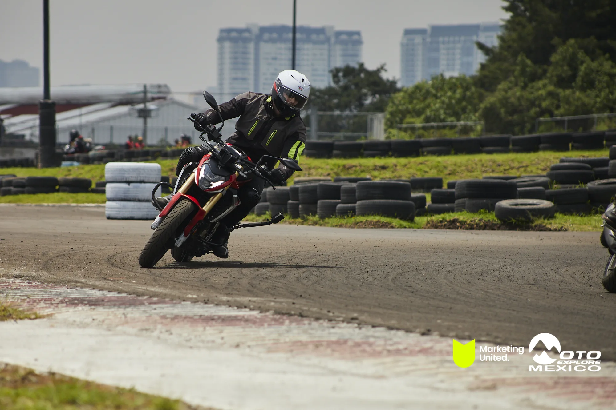 HUNK TRACKDAY 395